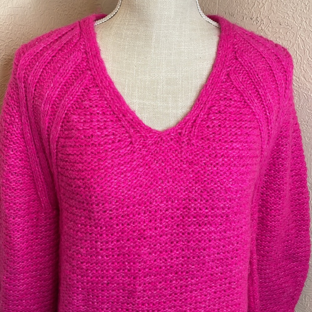 Universal Thread Bright Pink Sweater - image 2